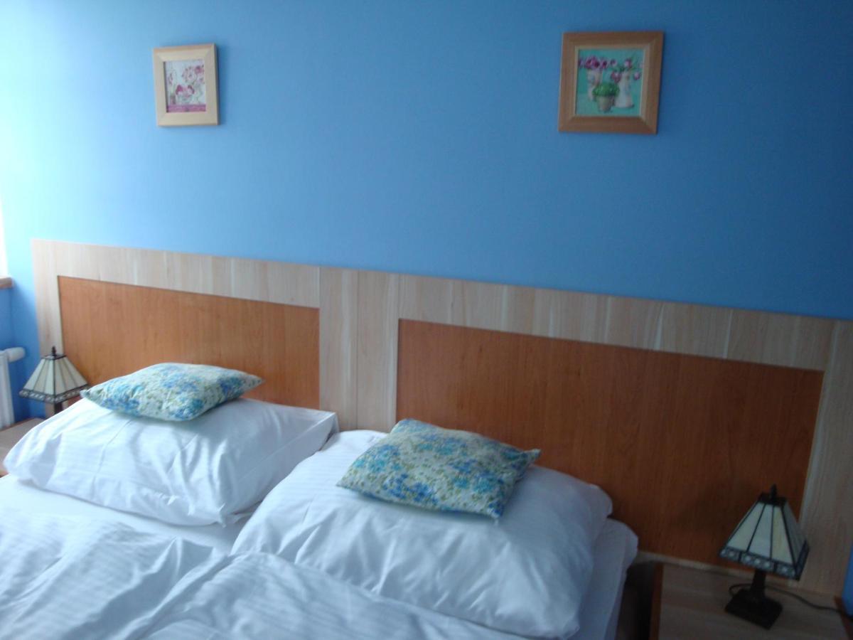 Lazne Evzenie Hotel Klášterec nad Ohří Ruang foto