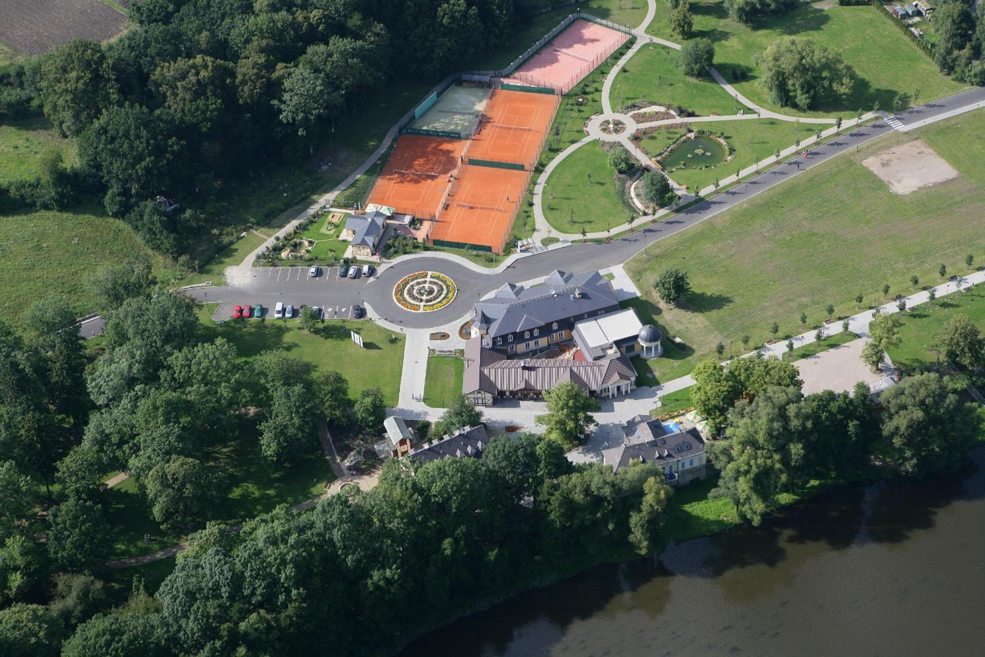 Lazne Evzenie Hotel Klášterec nad Ohří Bagian luar foto